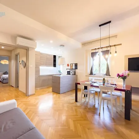 Viale Miramare 123/1 Tirabora Short Rent Apartamento Trieste Exterior foto